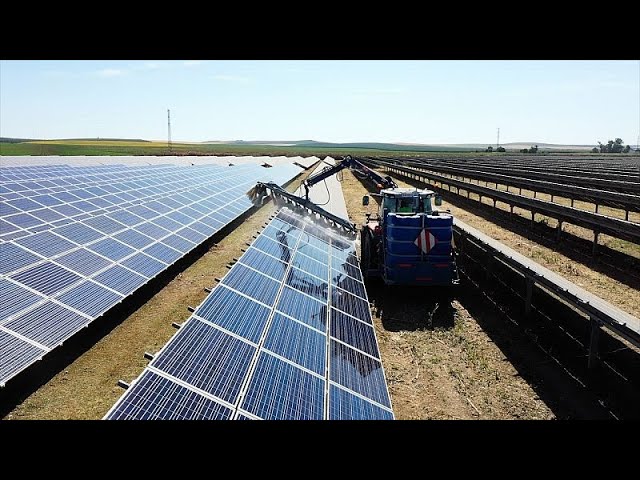 How is Saharan dust impacting solar power?