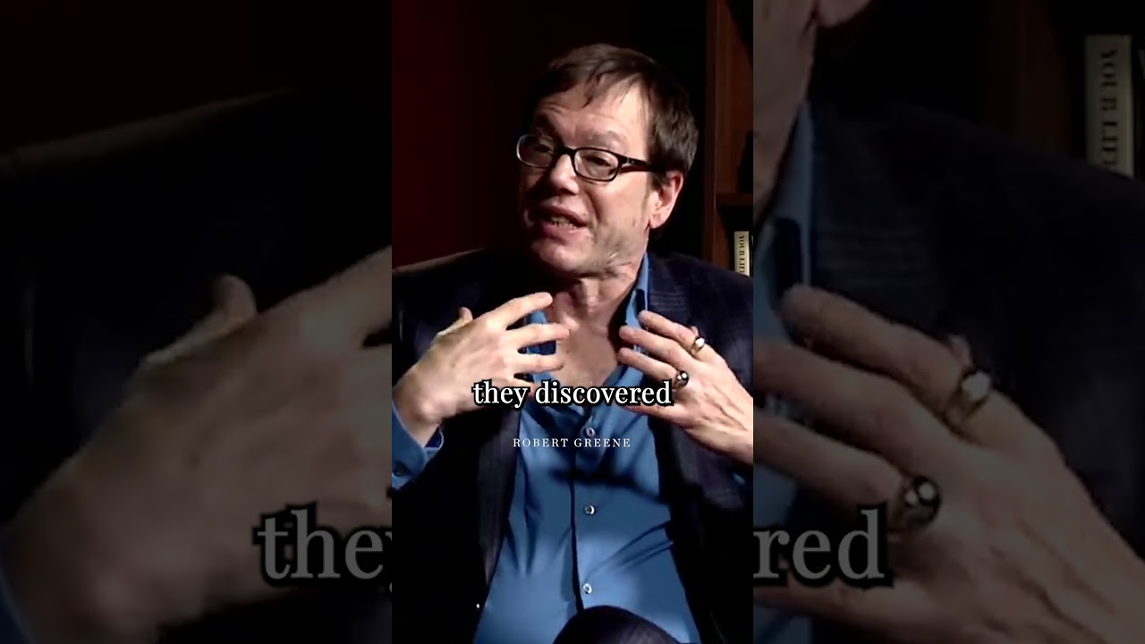 The Different Weaknesses of Men & Women in Seduction  I Robert Greene