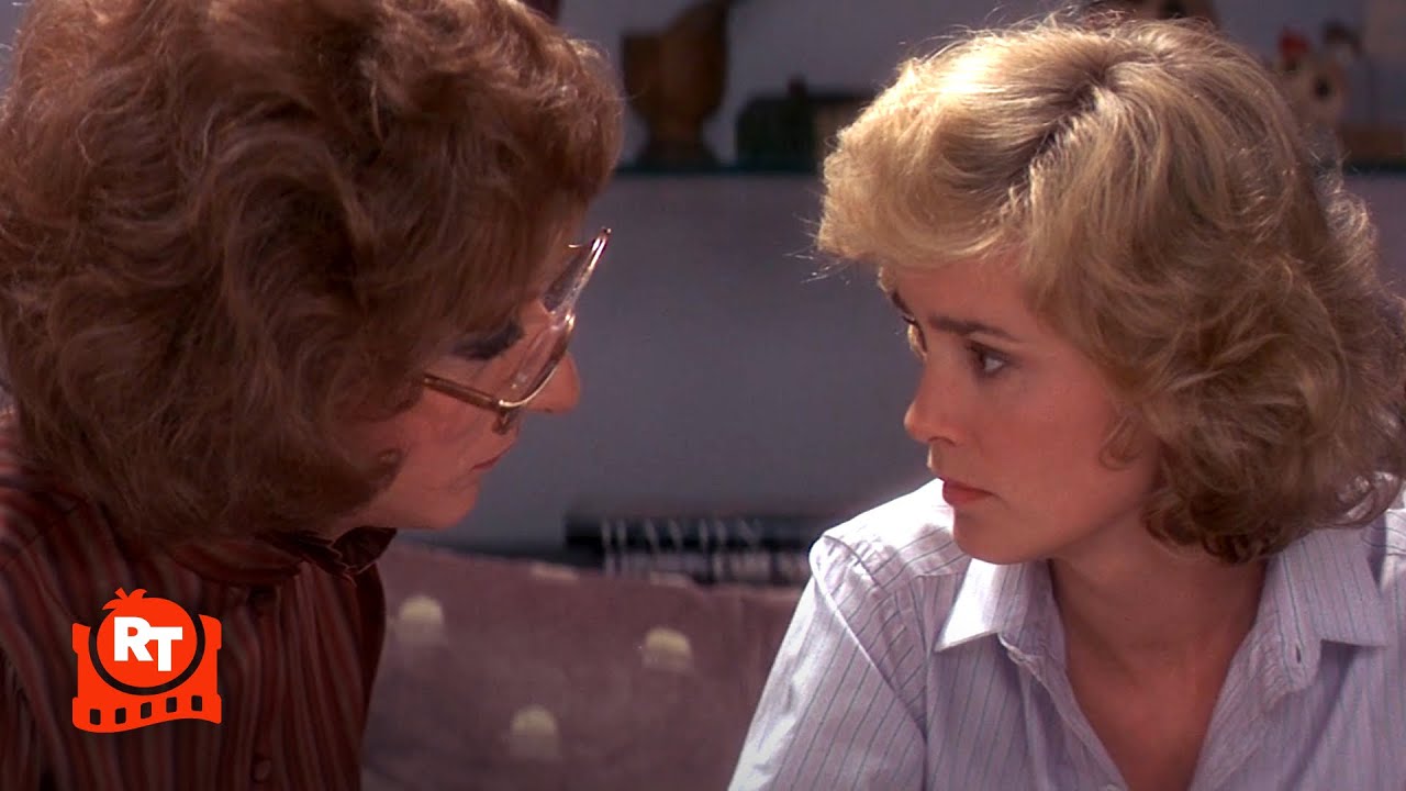 Tootsie (1982) – Dorothy Tries to Kiss Julie Scene | Movieclips