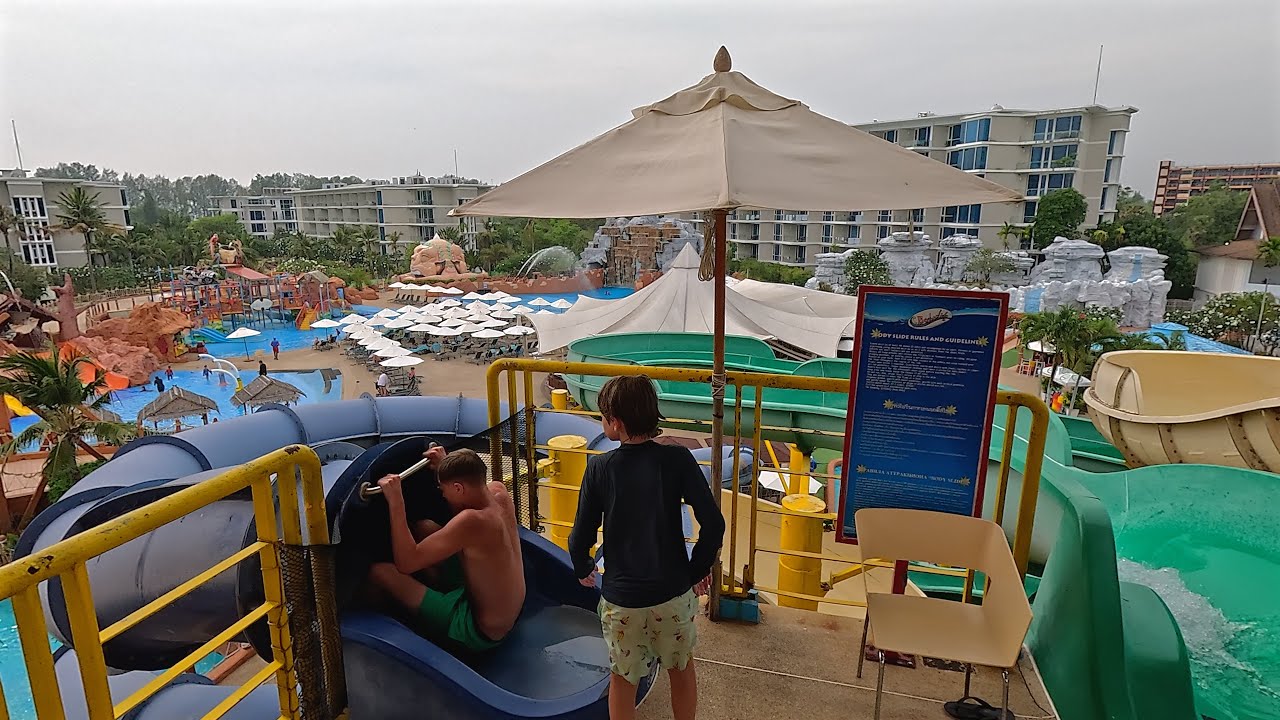 Body Tube 🐳Water Slide 💦 at Splash Jungle Phuket 🇹🇭