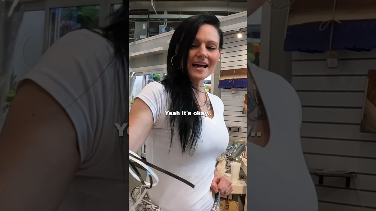 I bought flowers and gave them out 🥺❤️