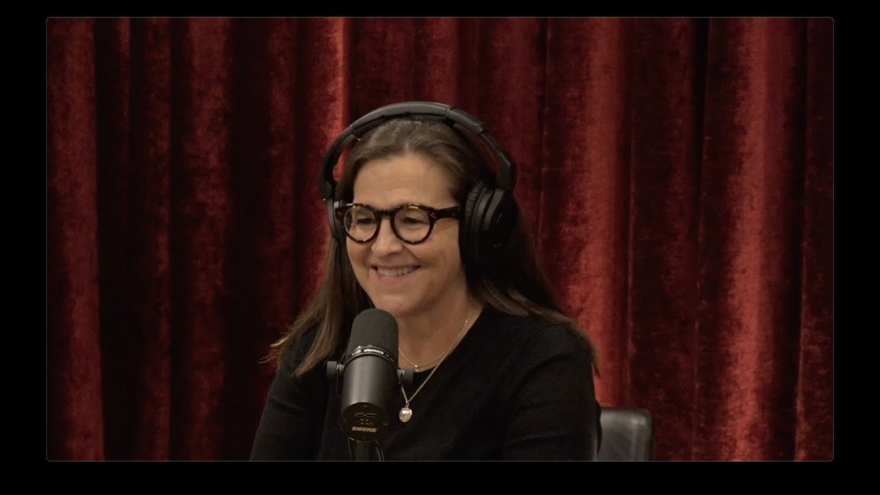 Joe Rogan Experience #2174 – Annie Jacobsen