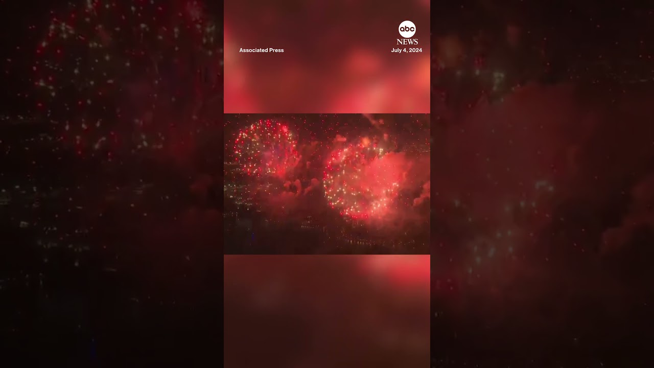 July 4th fireworks light up skies over New York City