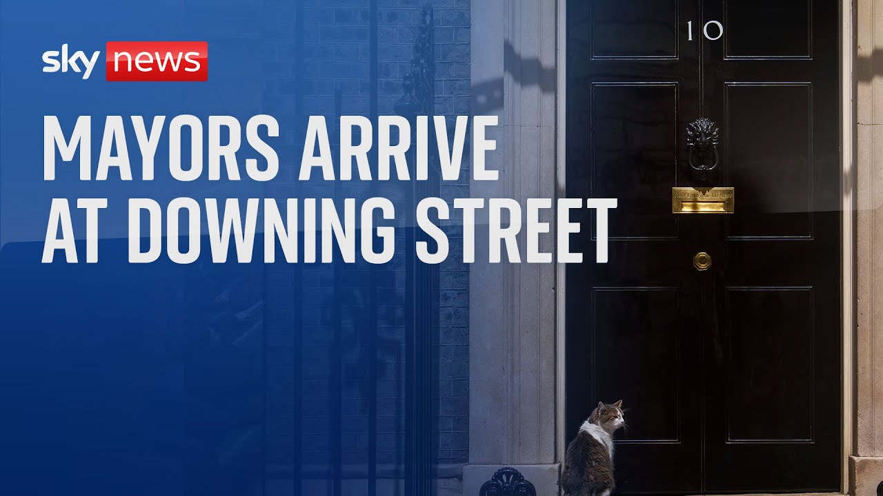 Mayors arrive at Downing Street for first meeting with new prime minister