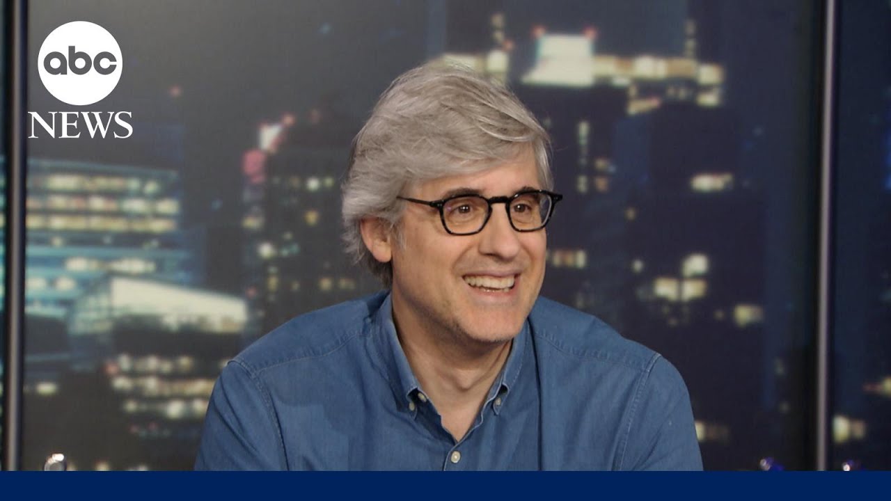 Mo Rocca profiles late-in-life triumphs in new book ‘Roctogenarians’