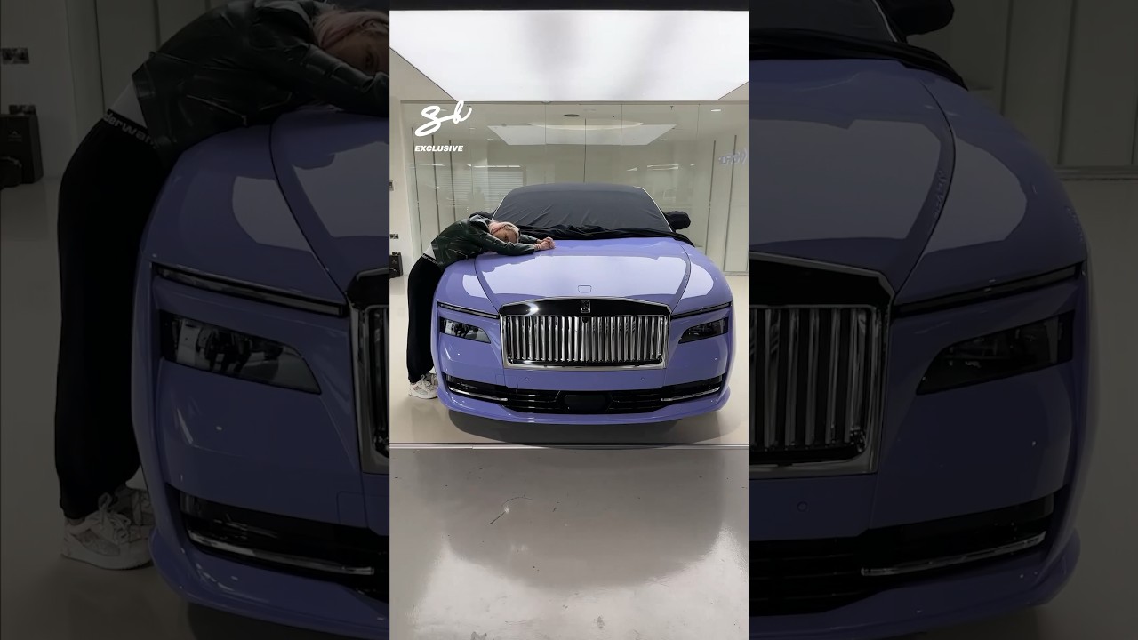My Rolls-Royce got a ‘Boracay Blue’ paint job, what do you think?! 😍 #rollsroyce #spectre
