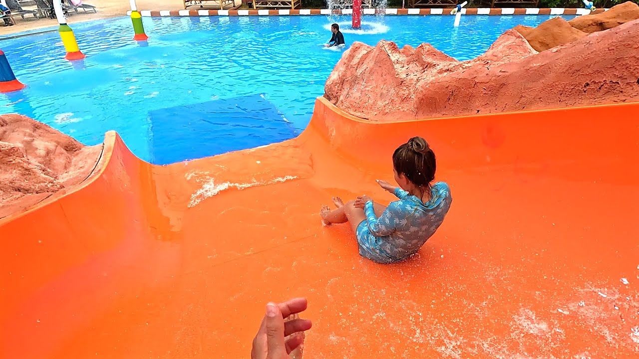 Orange 🍊 Water Slide 💦 at Splash Jungle Phuket 🇹🇭