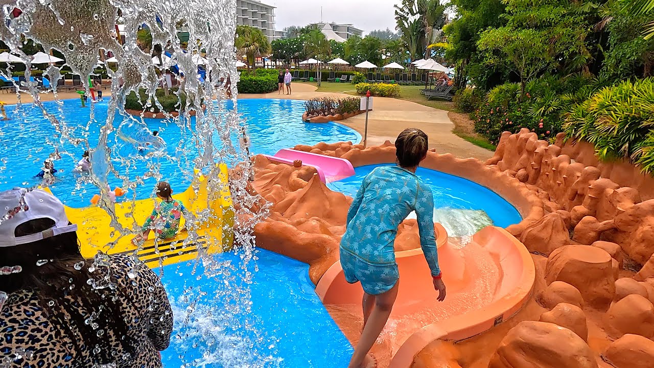Pee Baa 🤪 Water Slide 💦 at Splash Jungle Phuket 🇹🇭