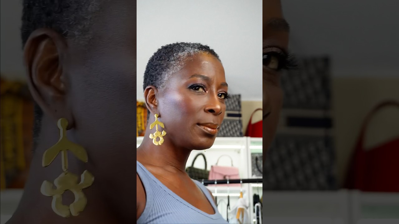 Spring Outfit Inspiration, Outfit Ideas #fashion #fashionover50 #styleover40 #ootd #angelamashelle