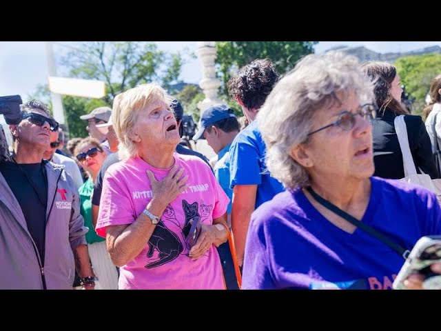 Supreme Court rules Trump has some immunity, delays trial