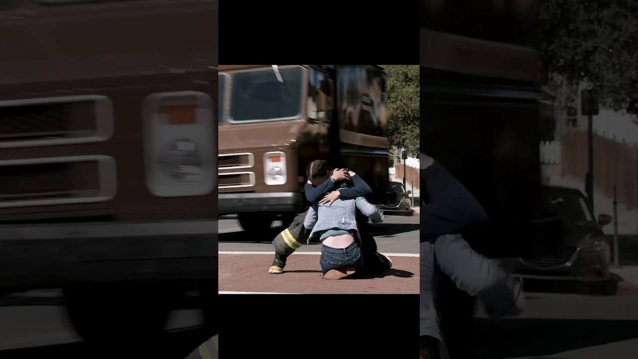 The girl is stuck mediating the road😨 #movie #series