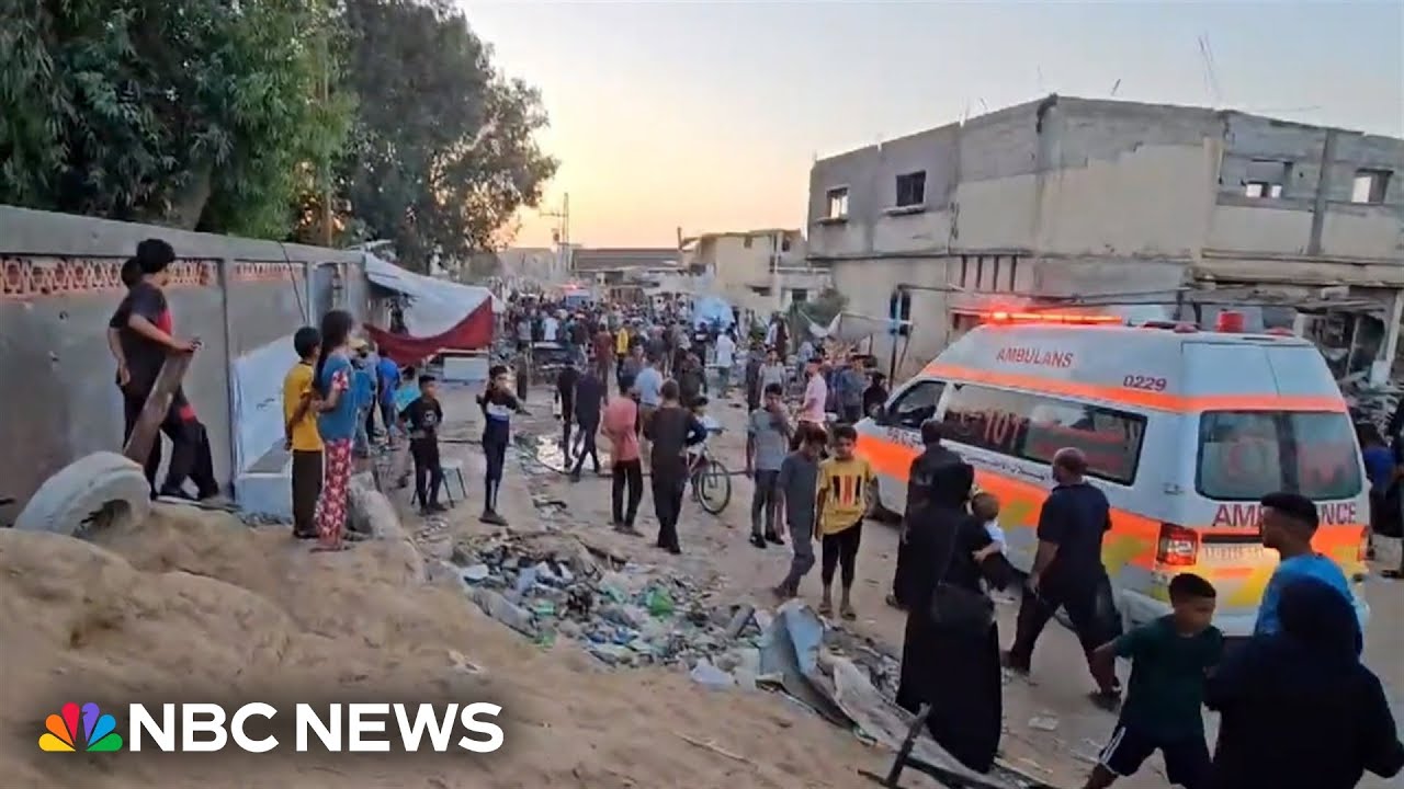 Video shows the moment a deadly strike hits Al-Awda school in Gaza