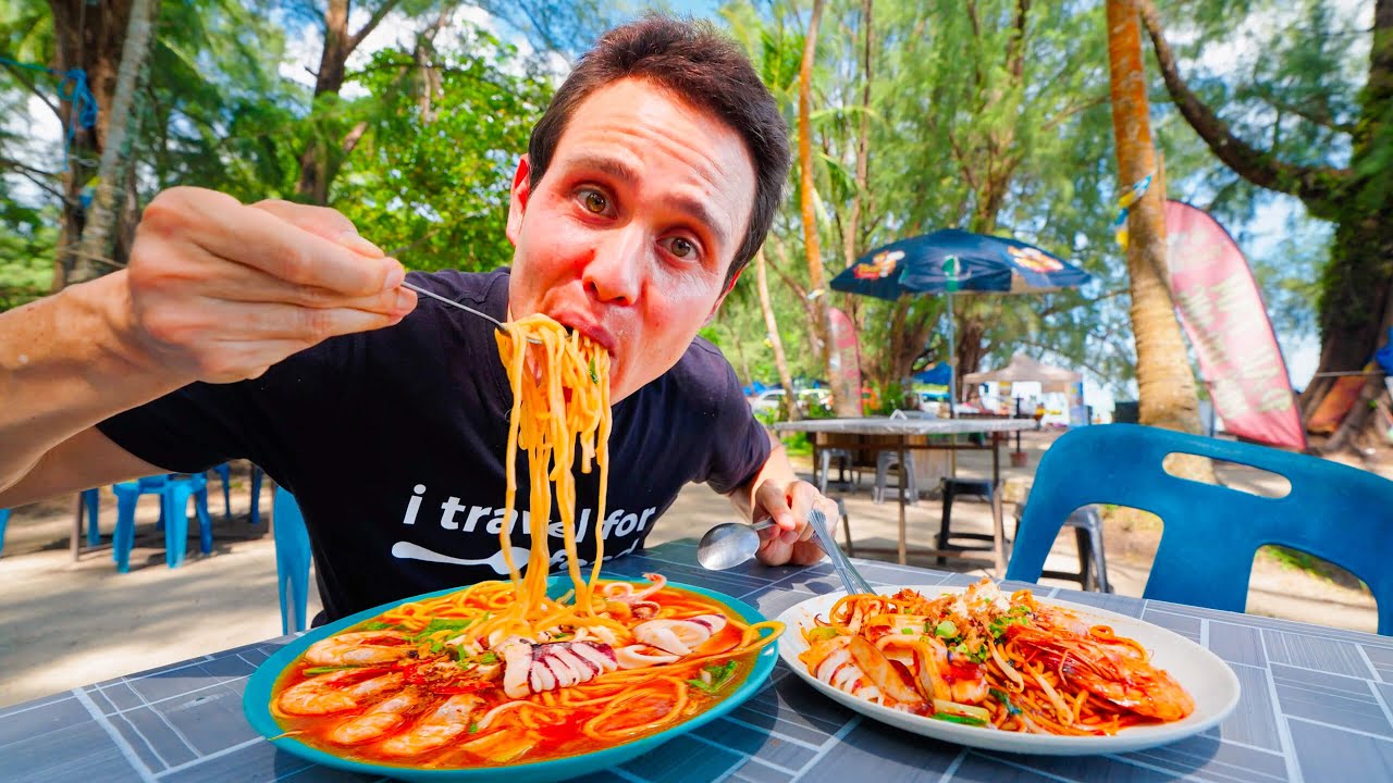 $6 Shrimp Noodles!! 🦐 MALAYSIAN STREET FOOD – Seafood Tour in Penang, Malaysia!