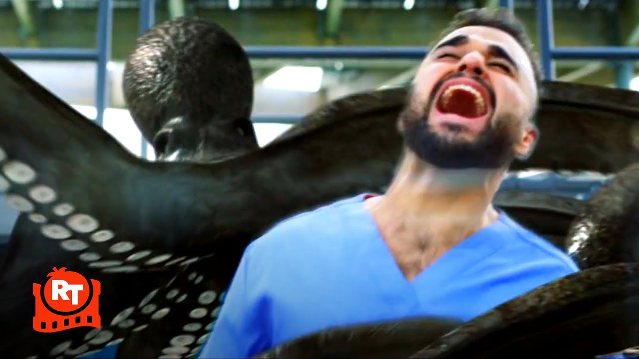 Aquarium of the Dead (2021) – Zombie Octopus Attack Scene | Movieclips