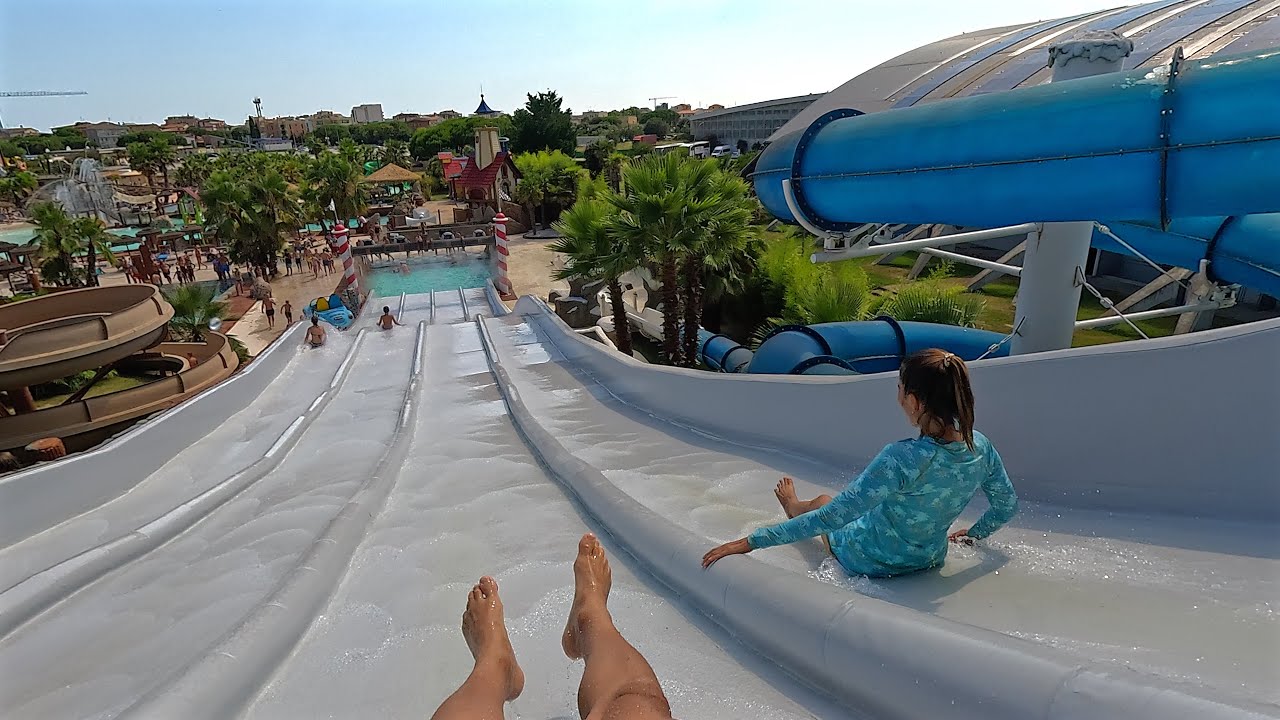 Fast ‘N Race Water Slide 💦 at Aquafollie Caorle Venezia 🇮🇹