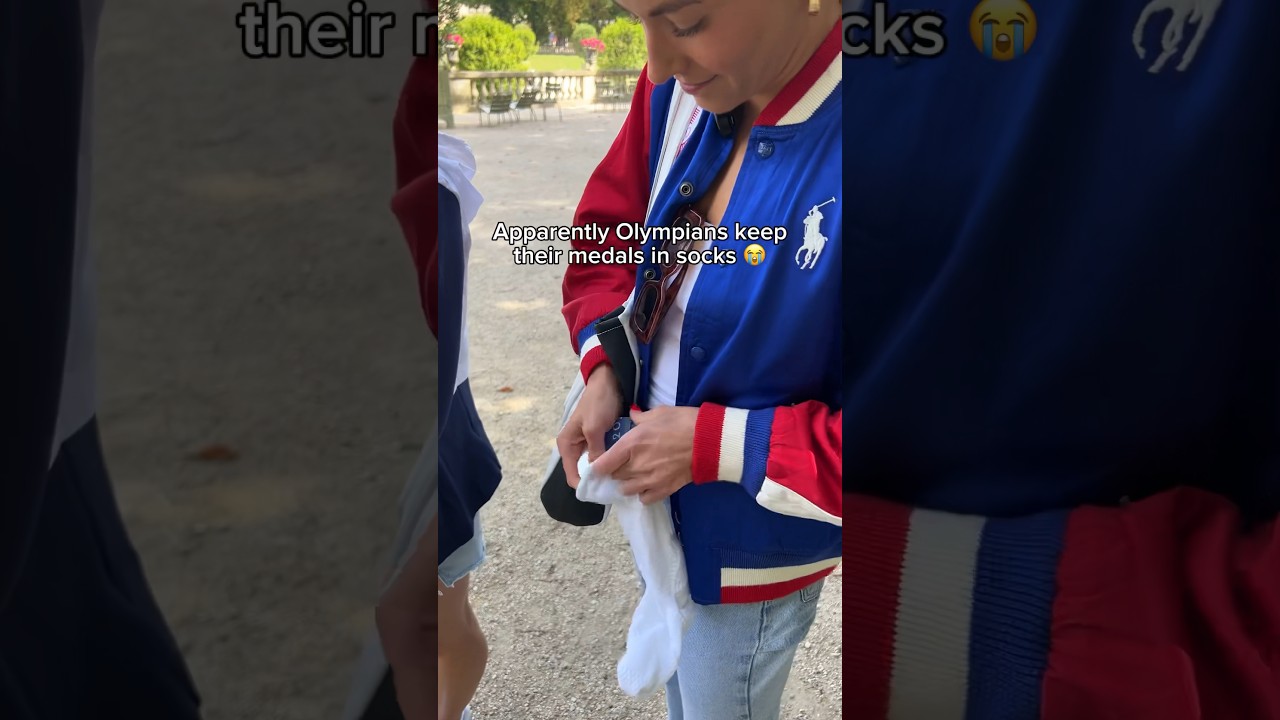 Kassidy Cook showing us all the Olympic secrets 😂 #olympian #olympics #sports #diving #parks2024