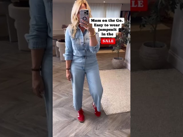 Perfect ‘Mum on the Go’ Outfit #stylenotsize #outfitideas #mumstyle #styleover40