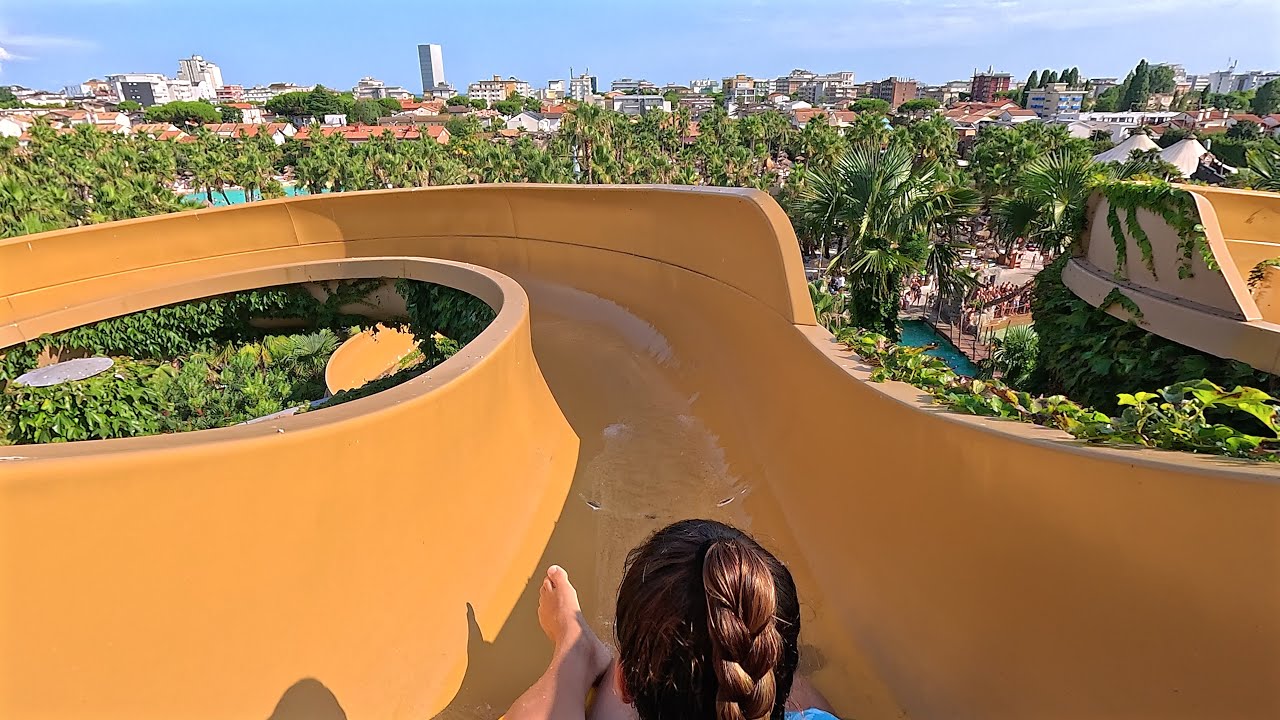 Toboganes 🌴 Water Slide 💦 at Caribe Bay Venice 🇮🇹