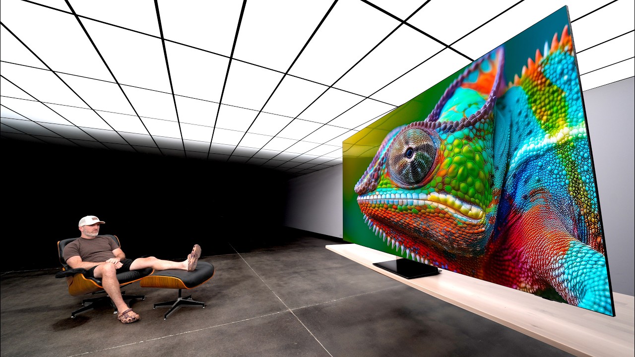 Unboxing Samsung’s HUGE New 8K Flagship TV