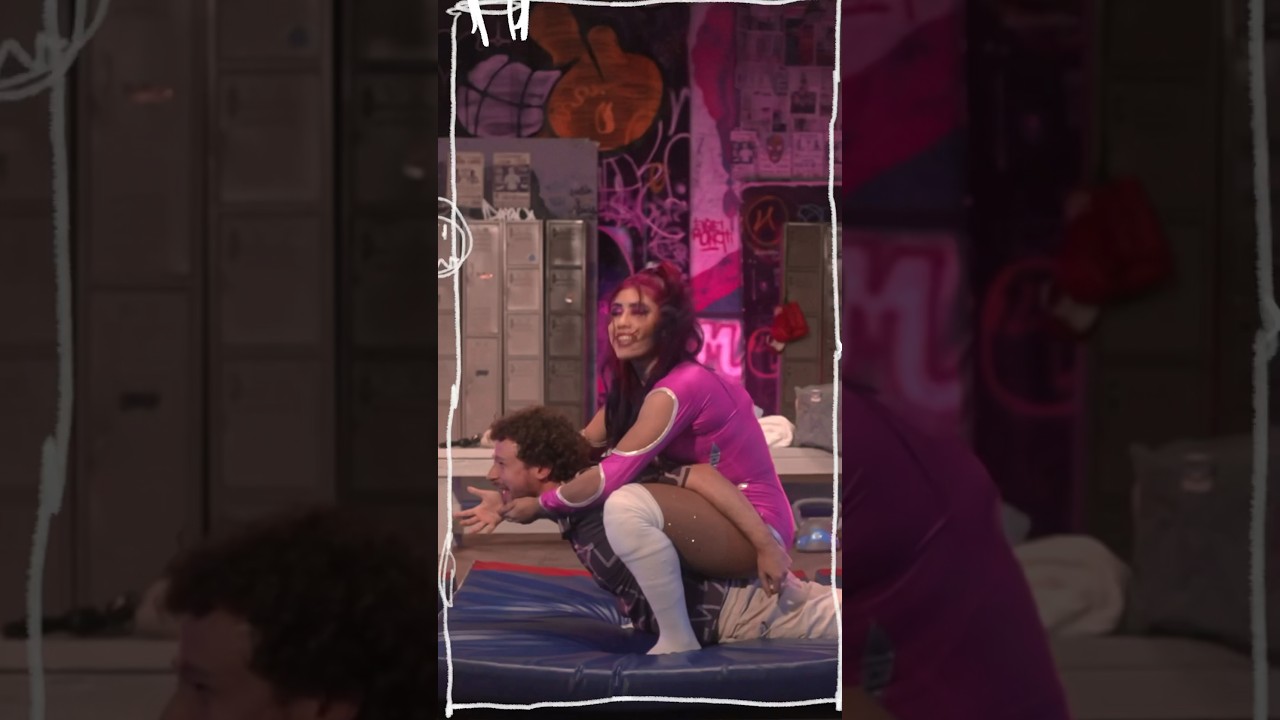 Esta mujer me hizo sufrir 🤯 #crocs #vamoadarle