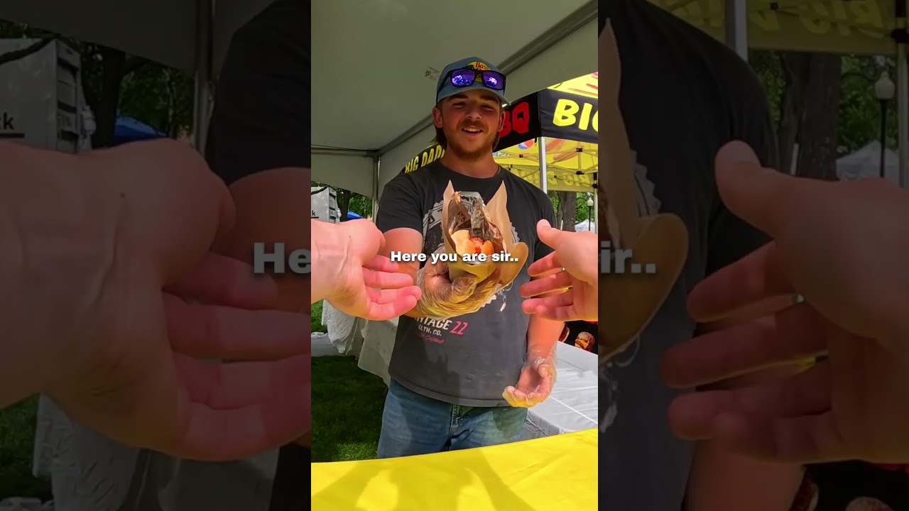 I bought a hot dog and THIS happened 🥺❤️