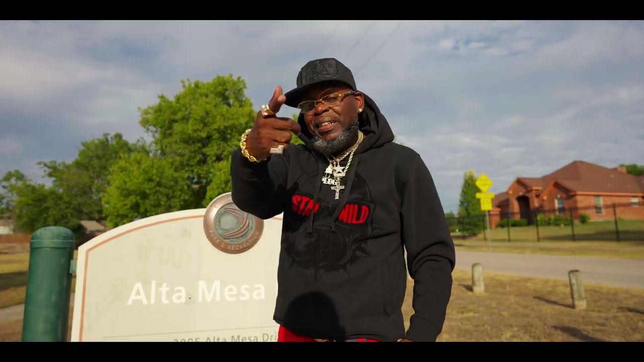 L T – Highland Hills Da Realest