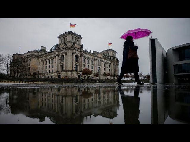 Lebanese community in Germany fears the worst as threat of war looms