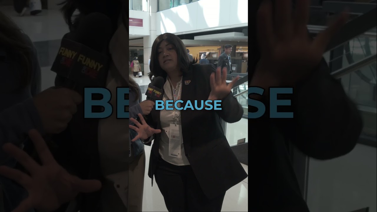 Madame VP loves a good Venn diagram! @AlienReese  #KamalaHarris #FocusOnDemocracy #DNC2024