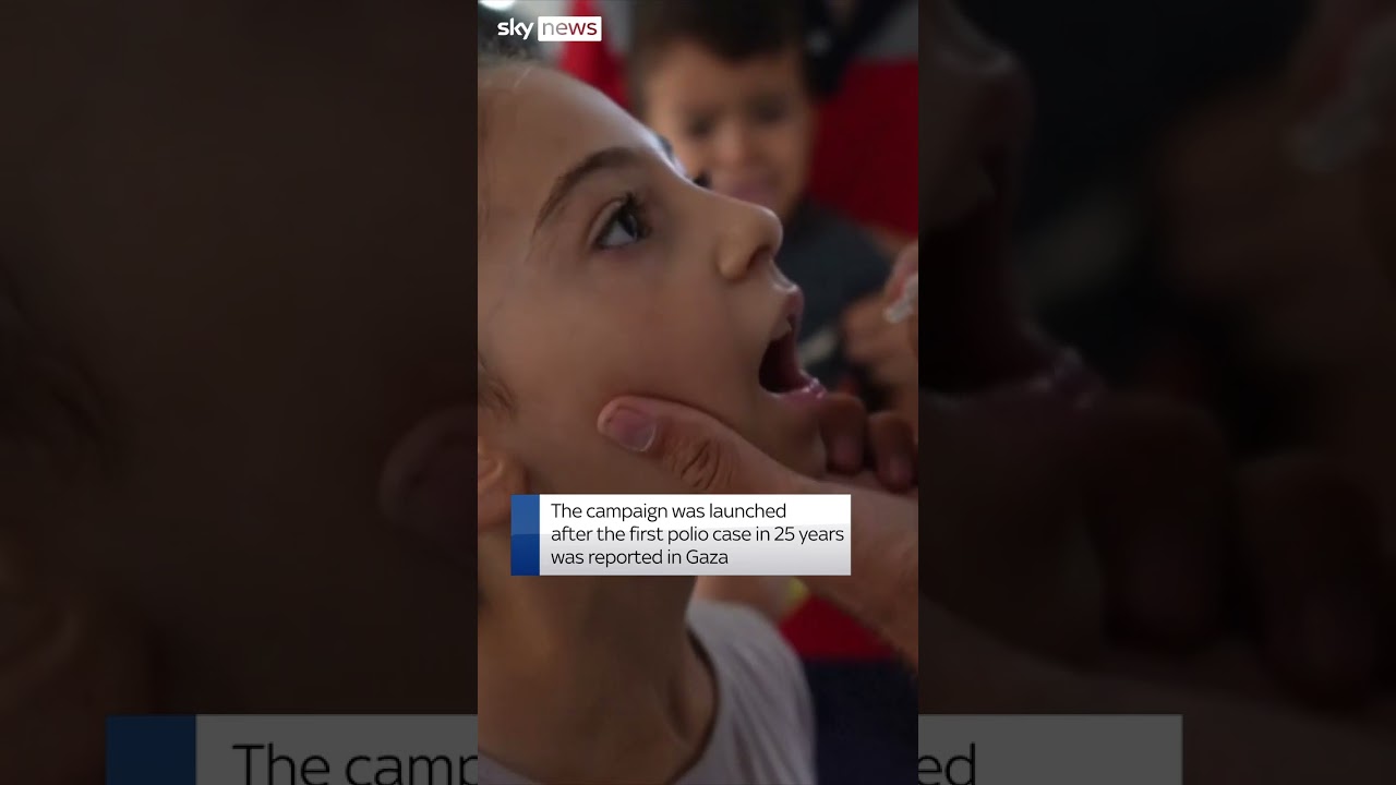 Palestinian children receive polio vaccine in Gaza