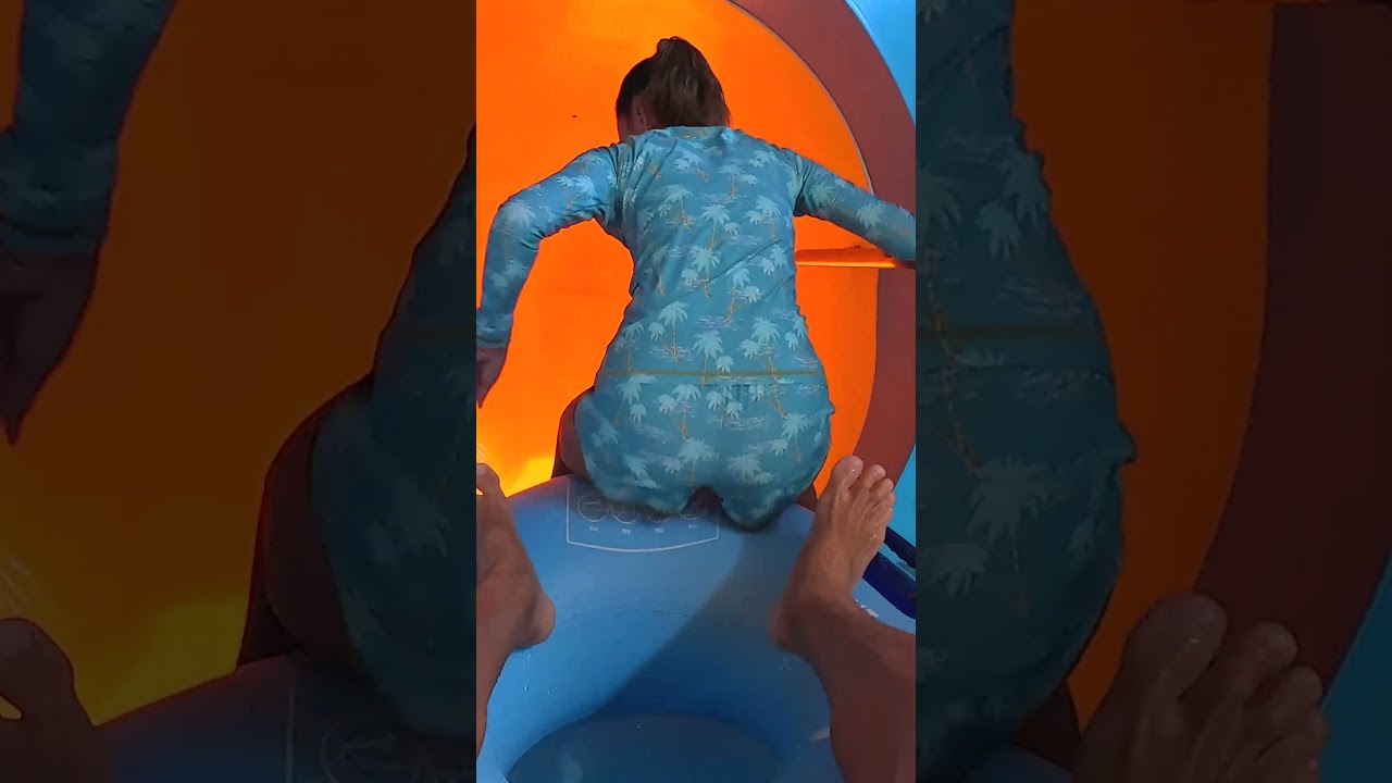 Yellow Crash Water Slide 💦 at Aqualand Moravia 🇨🇿