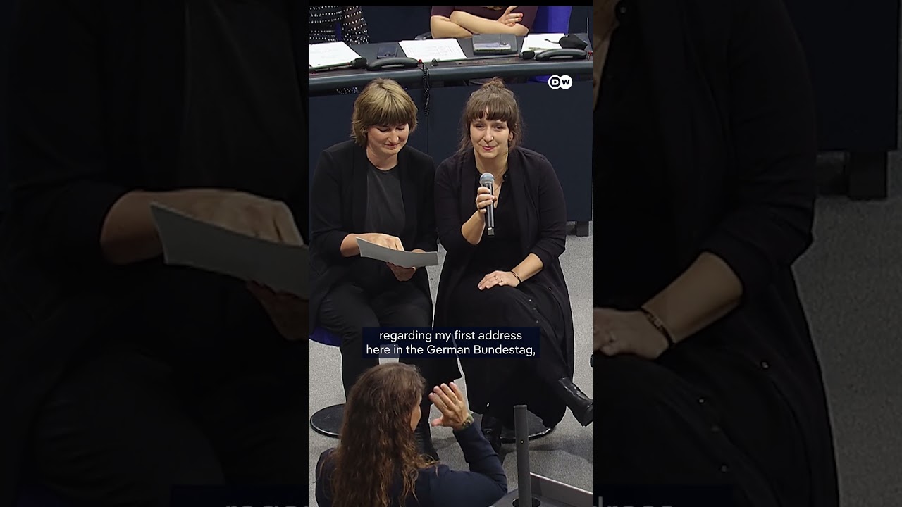 Germany’s first deaf lawmaker gives first-ever Bundestag sign language address | DW News