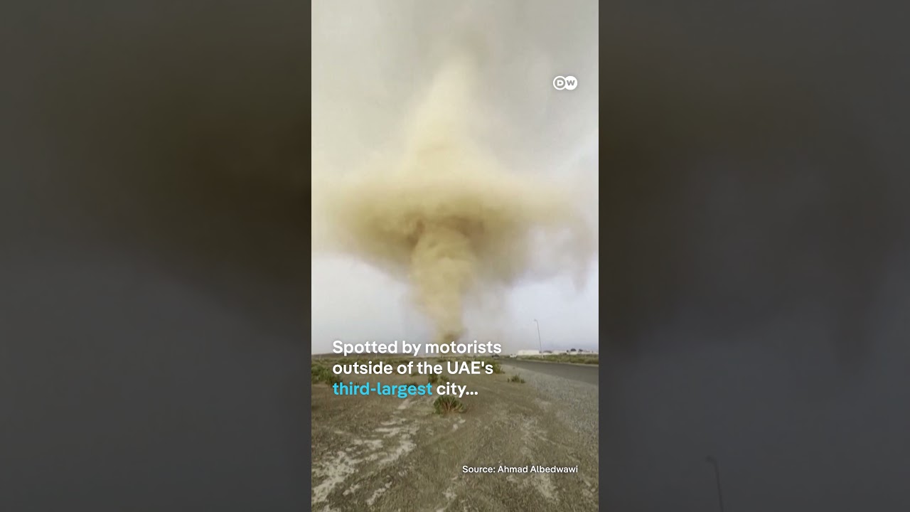 Huge dust devil towers over UAE | DW News