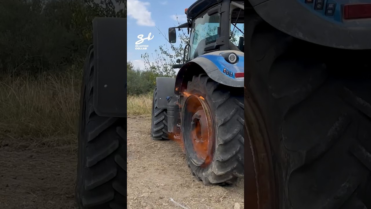Just make sure that you’re standing well away! 😅🚜 #tractor #process #vehicle