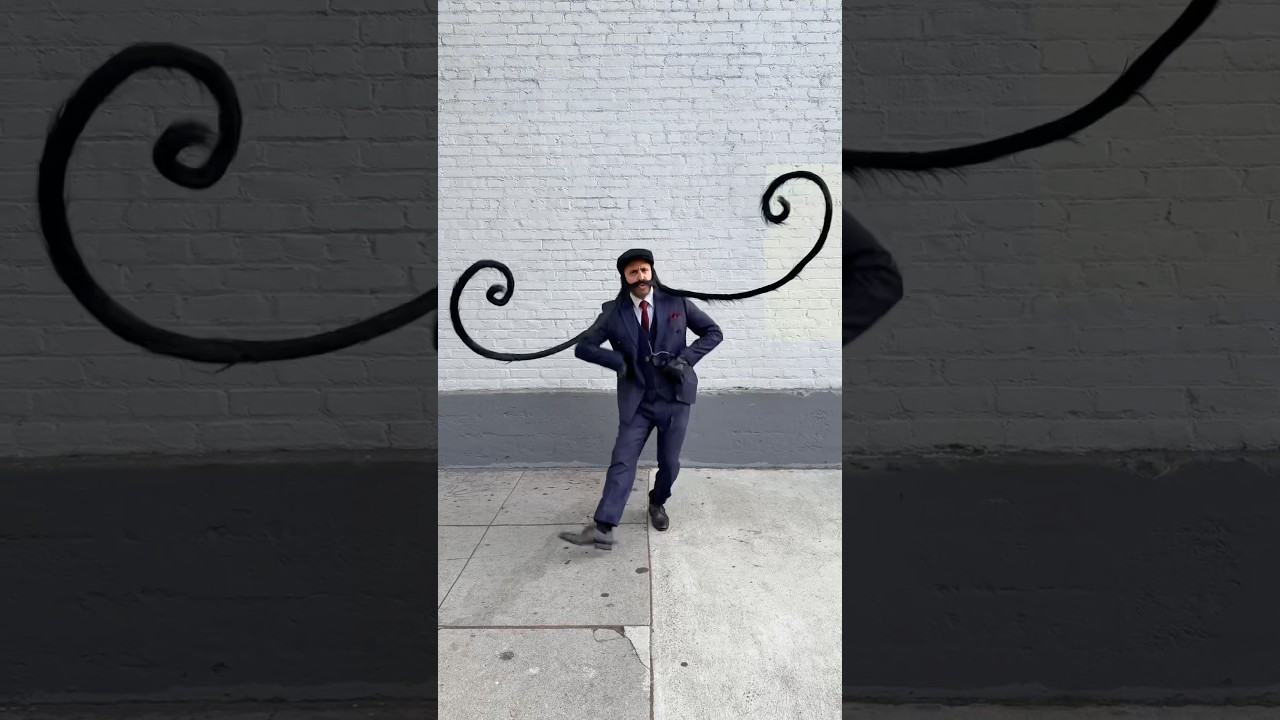 Moustache on point 👨🏻￼