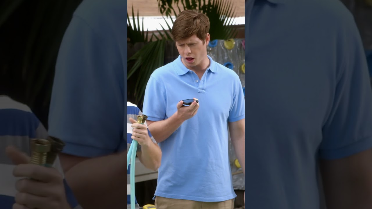 No way are they getting their security deposit back. #Workaholics