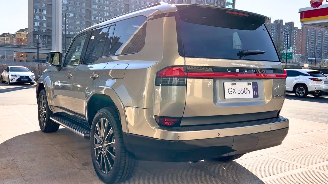 2025 Lexus GX 550h in-depth Walkaround
