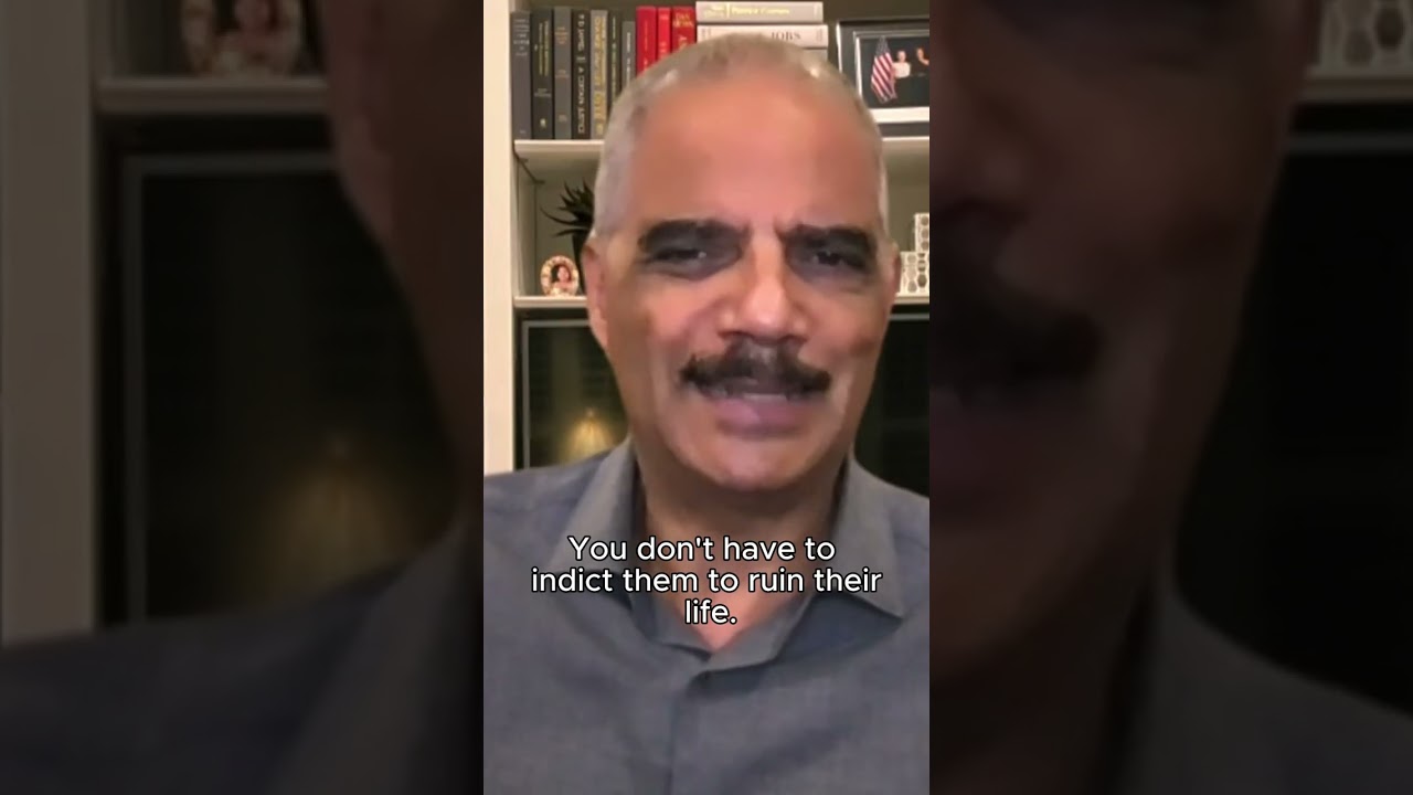 Fmr. U.S. AG: Trump will prosecute enemies