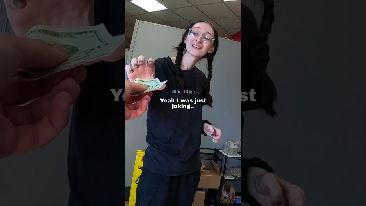 I tried to buy a refresher with 1,000 strawberries