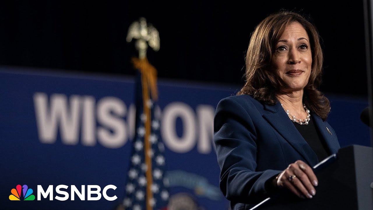 LIVE: Kamala Harris campaigns in Little Chute WI, 4 days before Election Day