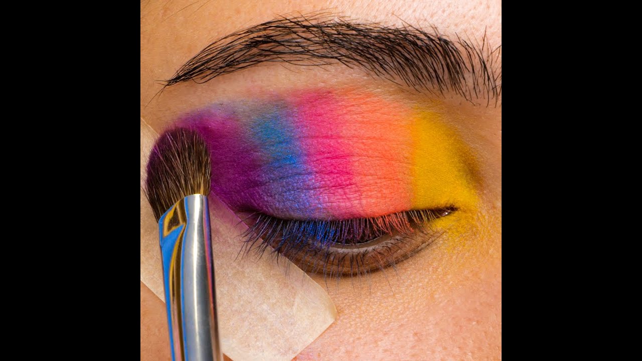 Makeup ideas for Christmas party #christmas #xmas #makeup #tutorial