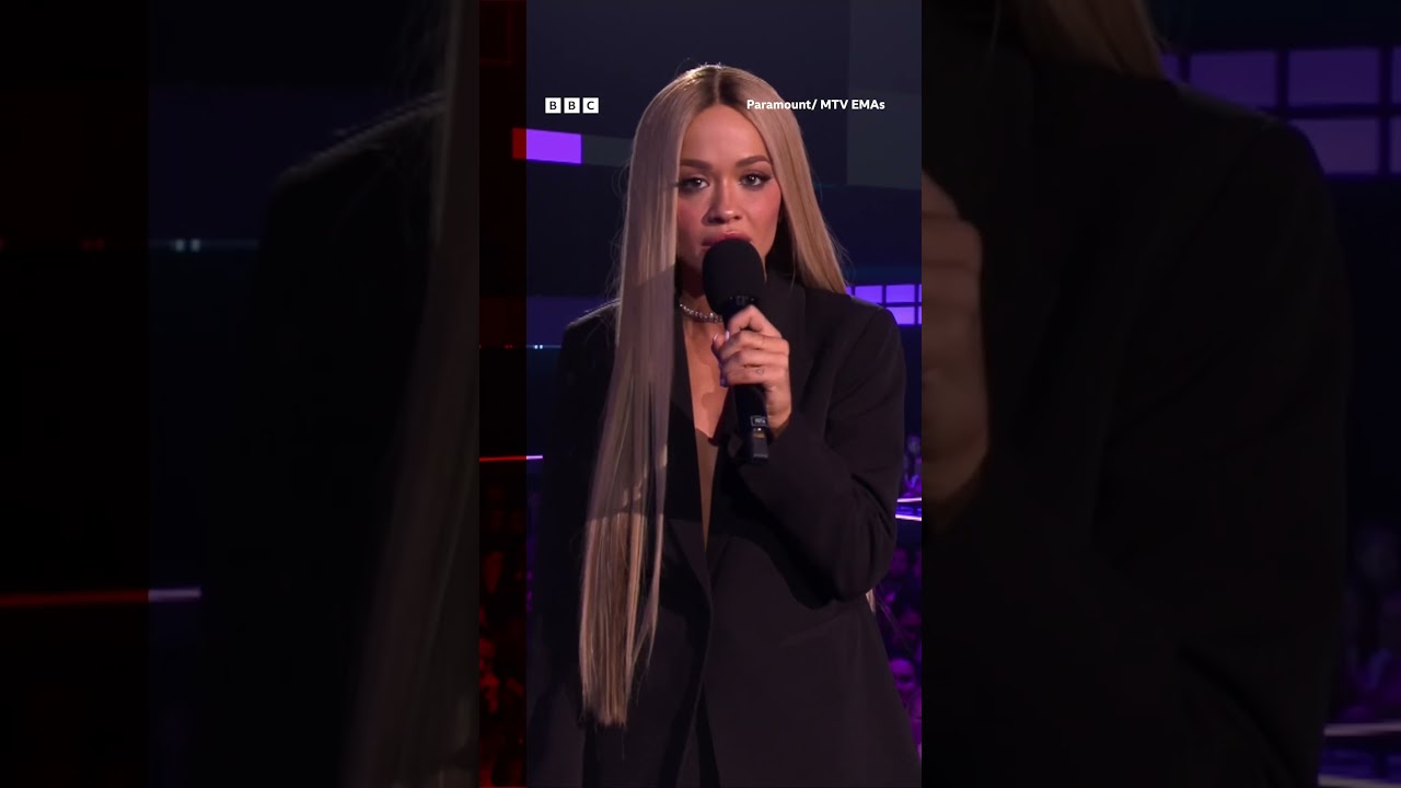 Rita Ora’s tearful tribute to Liam Payne. #LiamPayne #MTVAwards #BBCNews