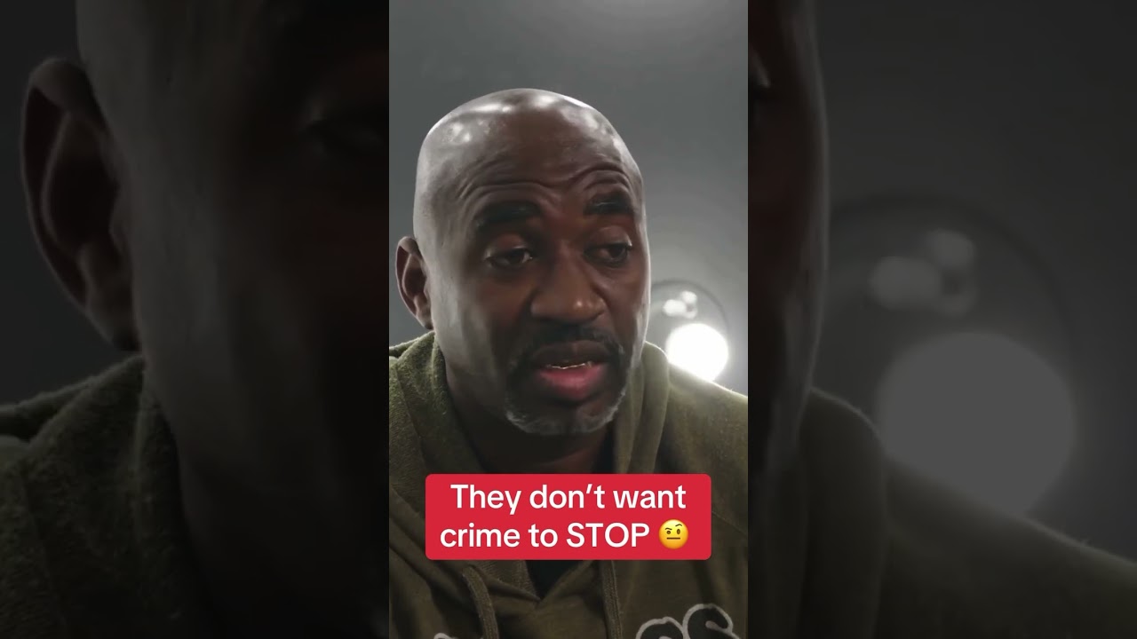 Smackwater says cops are about the paycheck and don’t wanna stop crime