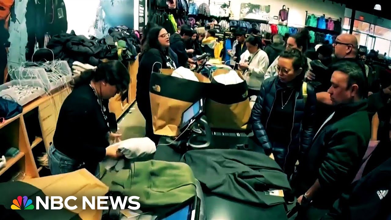 Black Friday spending soars near $11 billion online, shattering a record