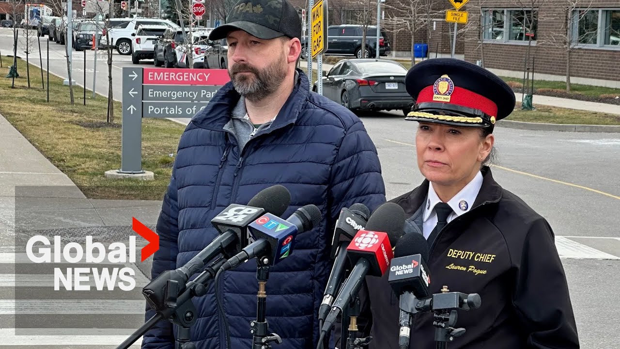 Toronto police ID officer who died on duty from medical episode