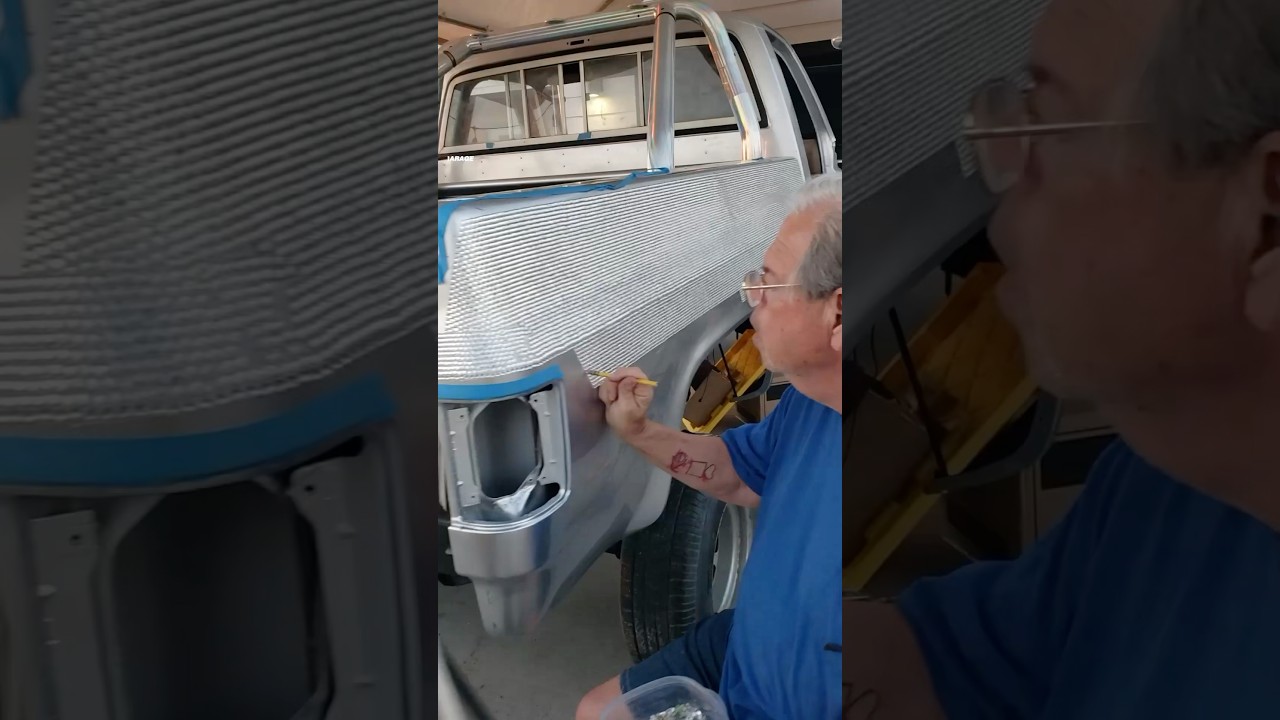 Who needs paint when you’ve got crystals…? 💎 #diamonds #cars #crystals