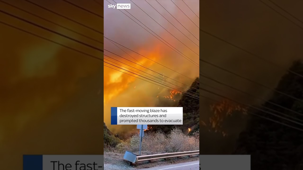 Wildfire tears through Malibu