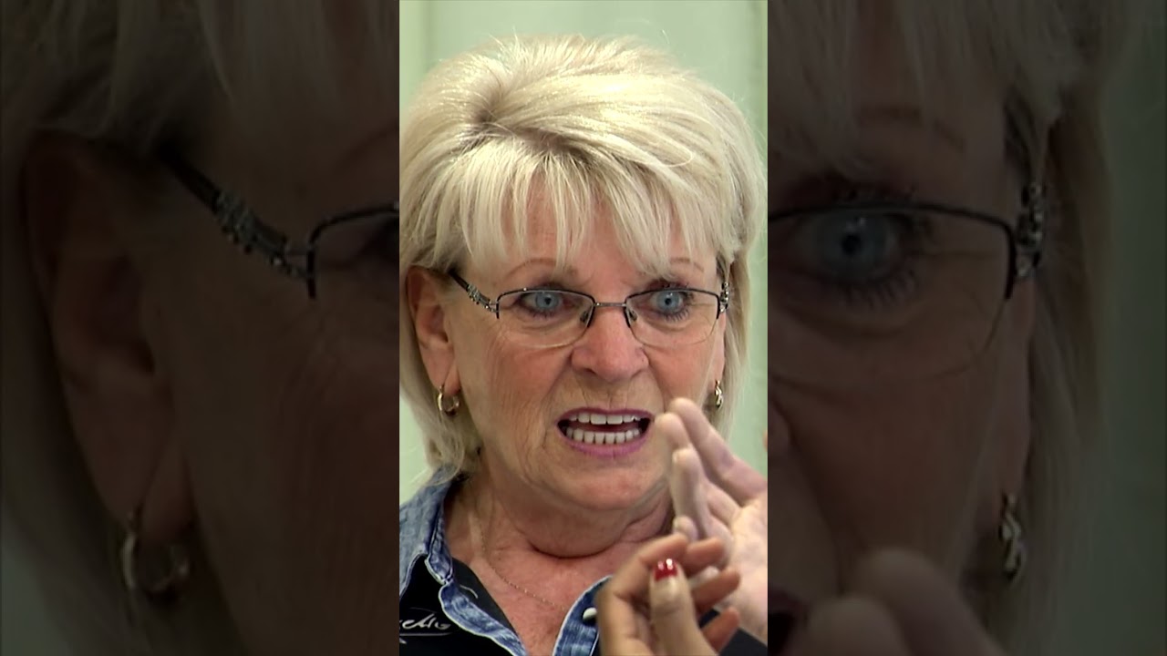 “Wrong Hand!” | Just For Laughs Gags