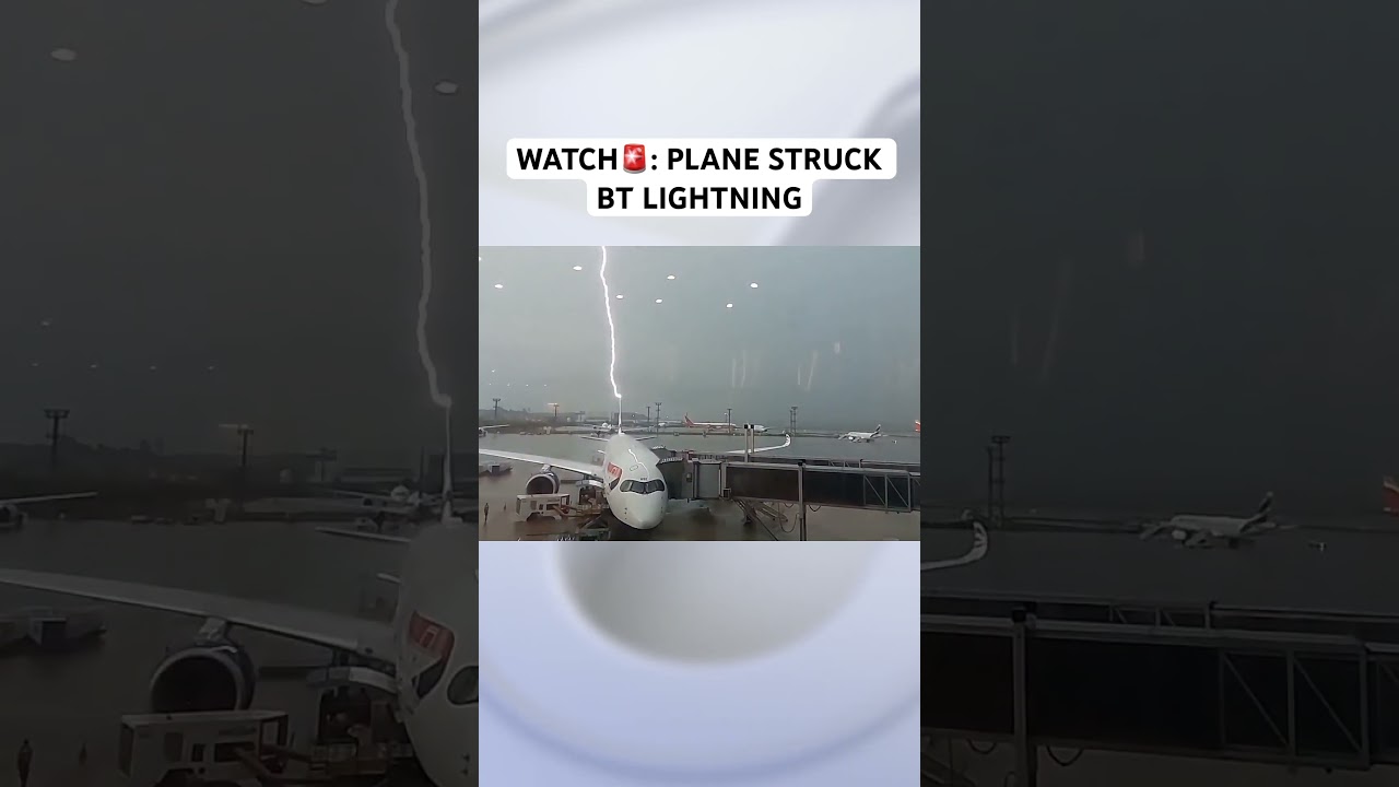 A British Airways plane was struck by lightning in São Paulo. #plane #breaking |Via: Bernhard Warr