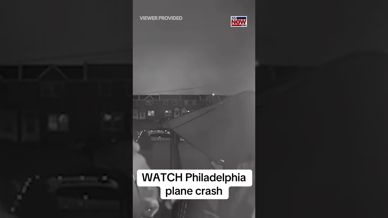 BREAKING watch plane crash in Philadelphia