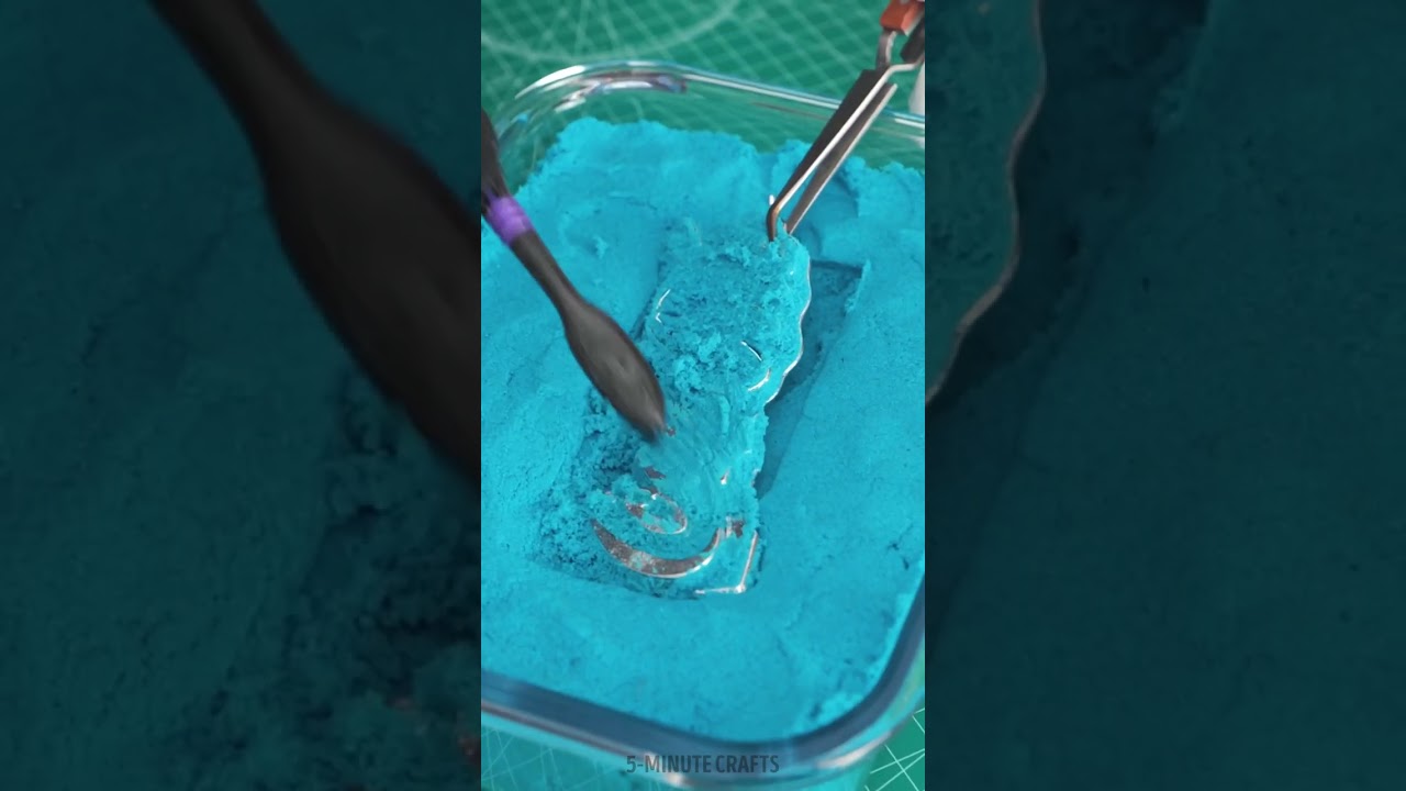 Drink it, craft it ✨ From Coca Cola can to chic bag